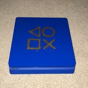 PS4 limited edition days of play